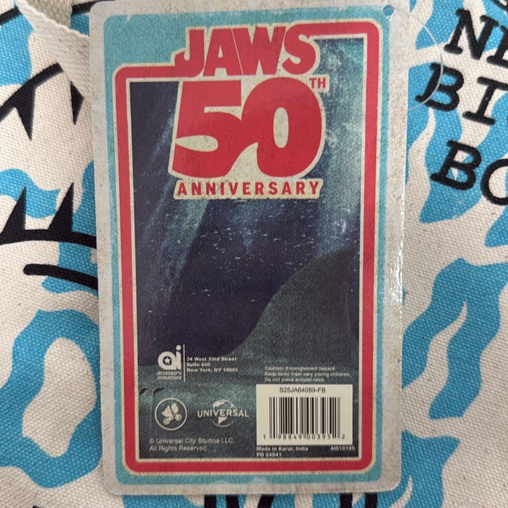Jaws Canvas Tote “Were gonna need a bigger boat” - Picture 2 of 2